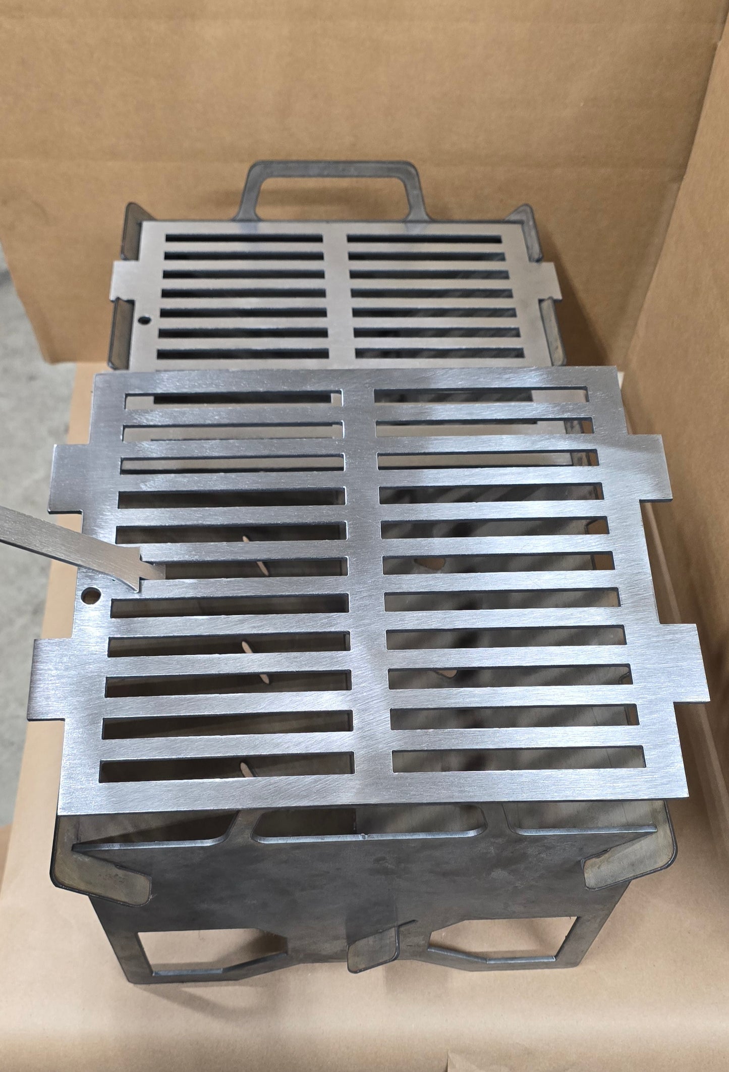 Slot Grill Split Grates and Bottle Opener Lifter Key