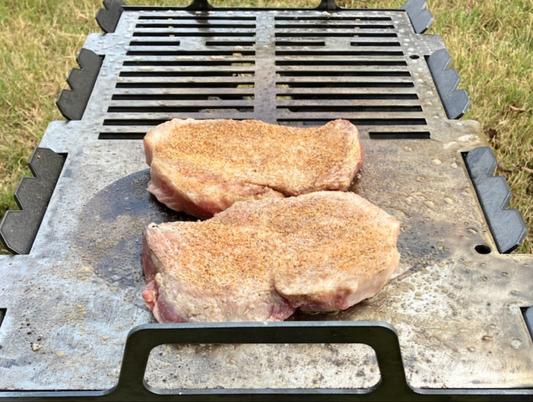 Collapsible grill top only with half griddle