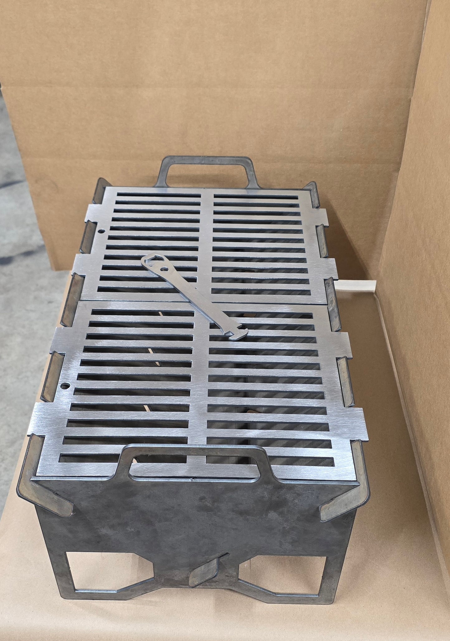 Slot Grill Split Grates and Bottle Opener Lifter Key